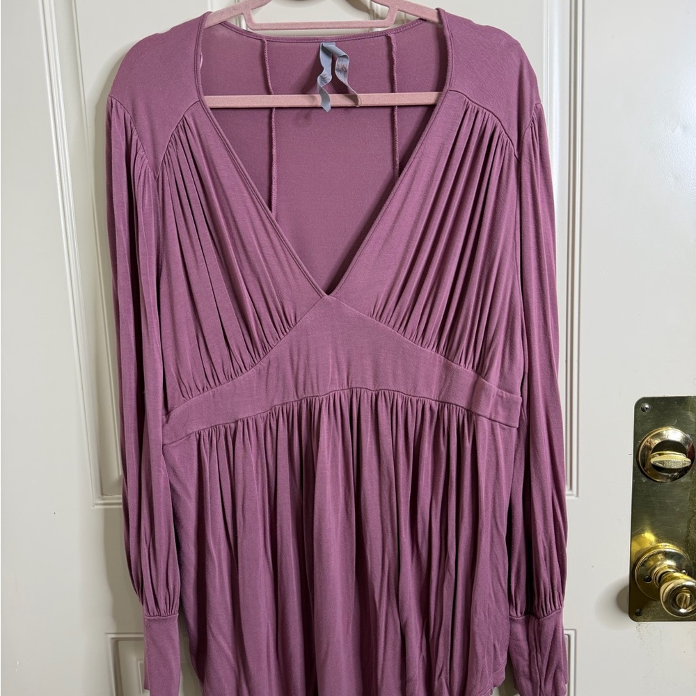 Melissa McCarthy Mauve Blouse with V-Neck